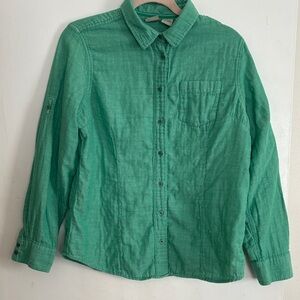 L.L. Bean Women’s Green Button Down Shirt. Size M